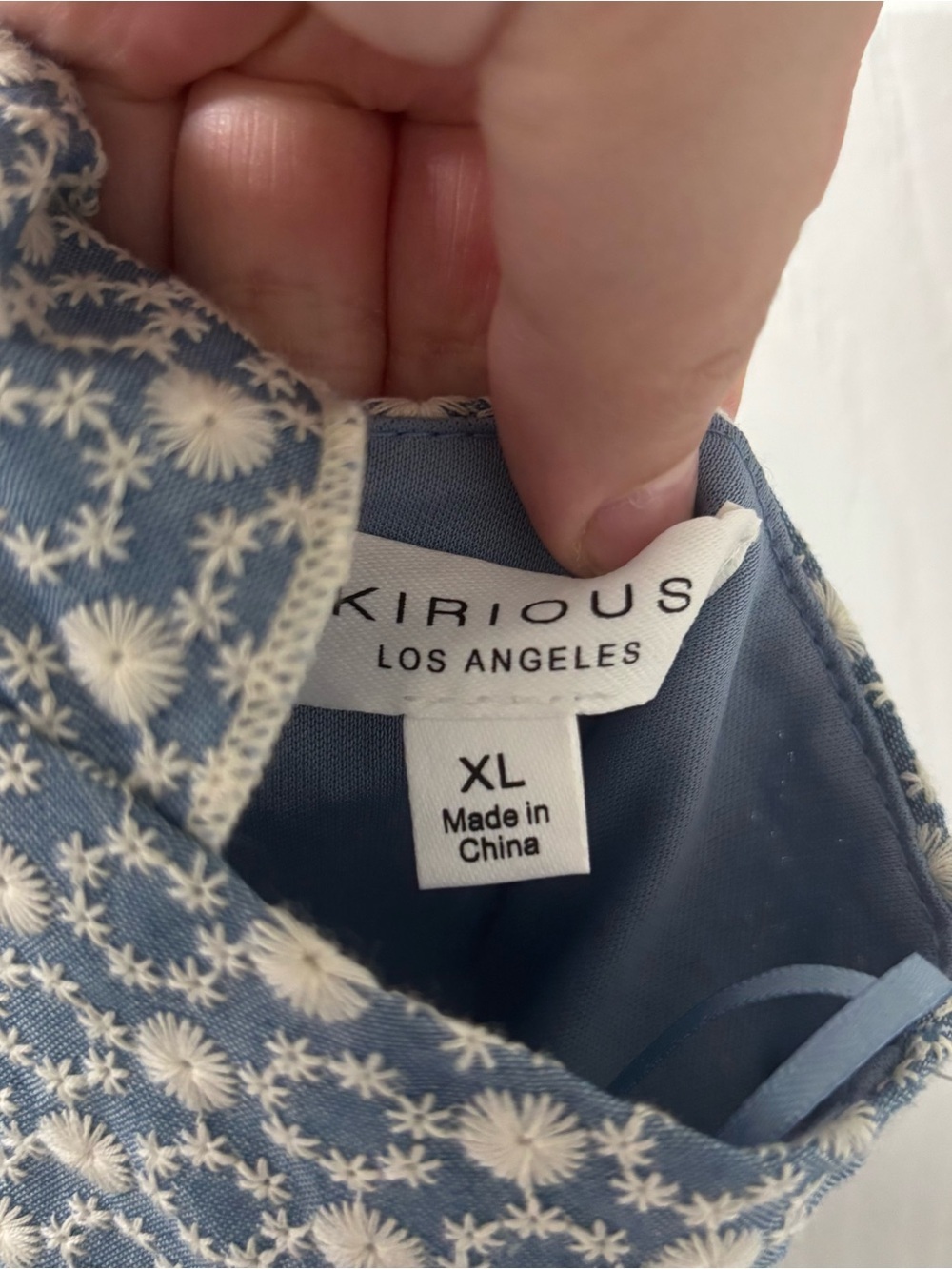 Cottagecore Blue Floral Ruffle Strap Tie-Back Crop Top Women’s Size XL NWT - Picture 4 of 9